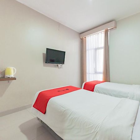 Hotel Reddoorz Near Pasar Baru Bandung Zewnętrze zdjęcie