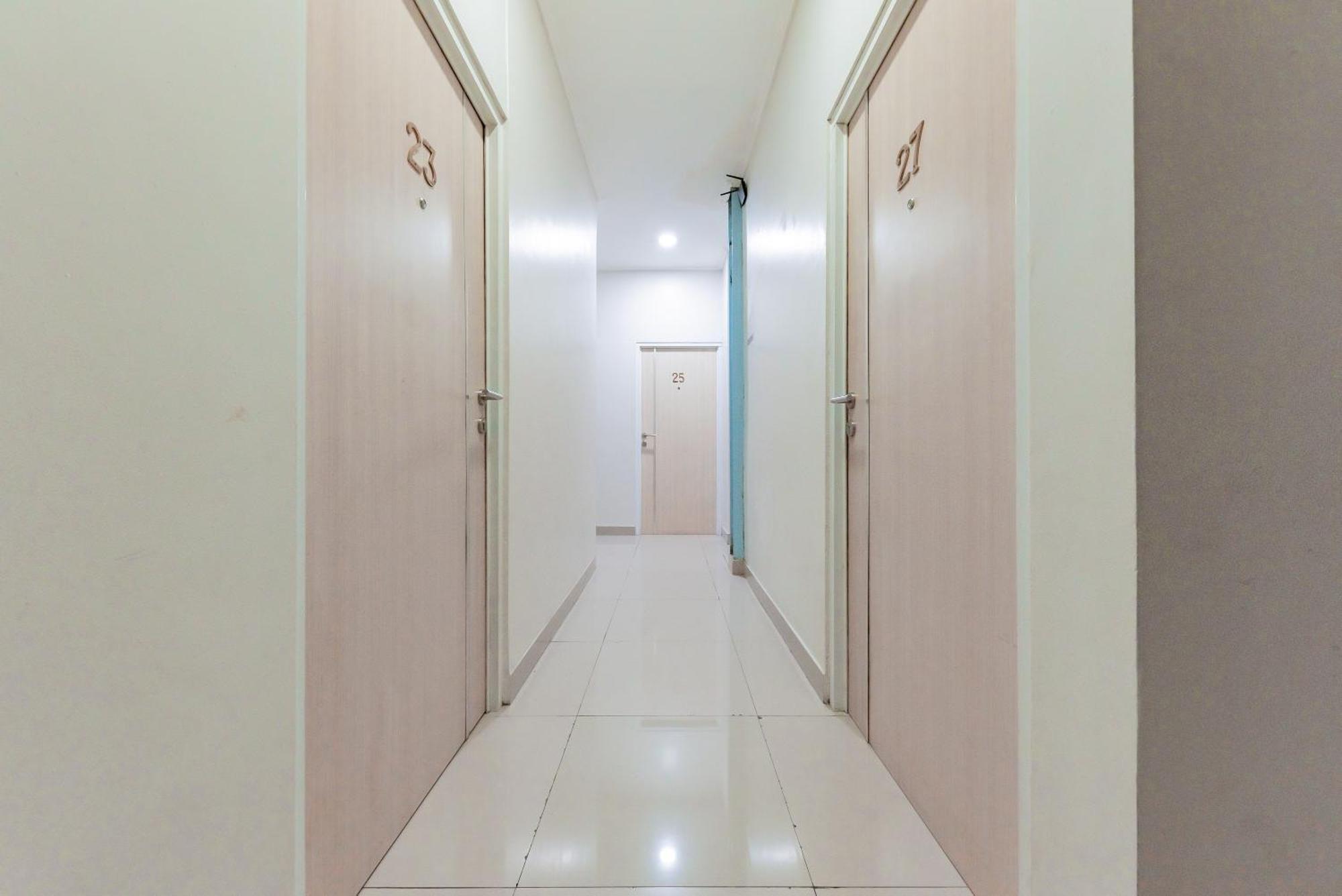 Hotel Reddoorz Near Pasar Baru Bandung Zewnętrze zdjęcie