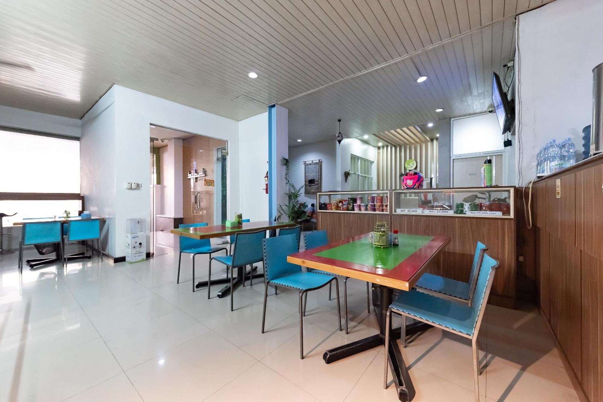 Hotel Reddoorz Near Pasar Baru Bandung Zewnętrze zdjęcie